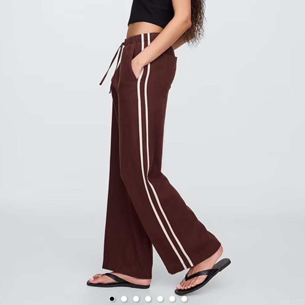 GAP Mid Rise Linen Pants